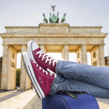 Schoenen op een koffer in Berlijn