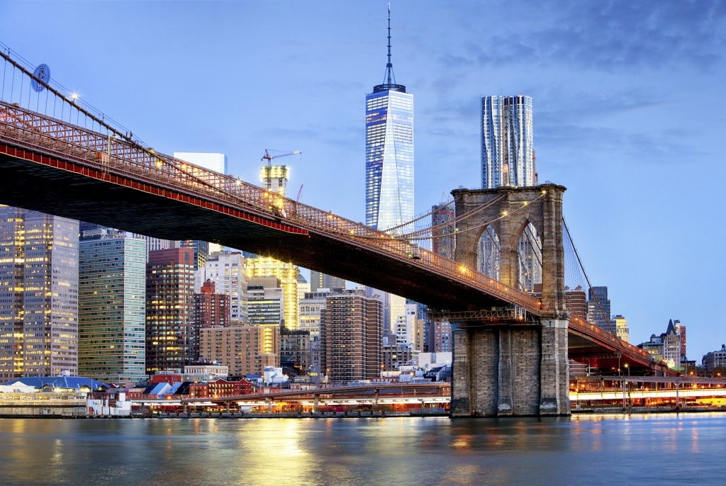 Brooklyn bridge and WTC Freedom tower in New York
