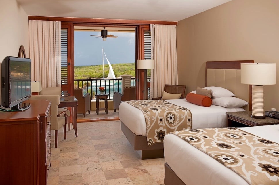 Hotelkamer van Santa Barbara Beach & Golf Resort in Jan Thiel Baai, Curaçao