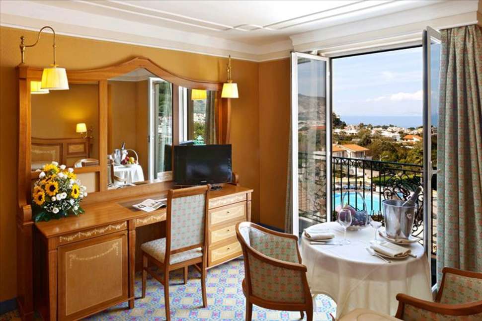 Hotelkamer van Grand Hotel La Pace in Sorrento, Italië
