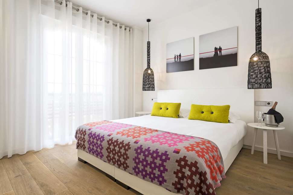 Slaapkamer van appartement van Marble Ama Andalucia in Islantilla, Costa de la Luz, Spanje