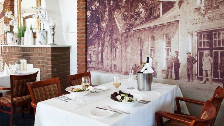 Diner in Hotel Restaurant Oringer Marke in Odoorn, Drenthe
