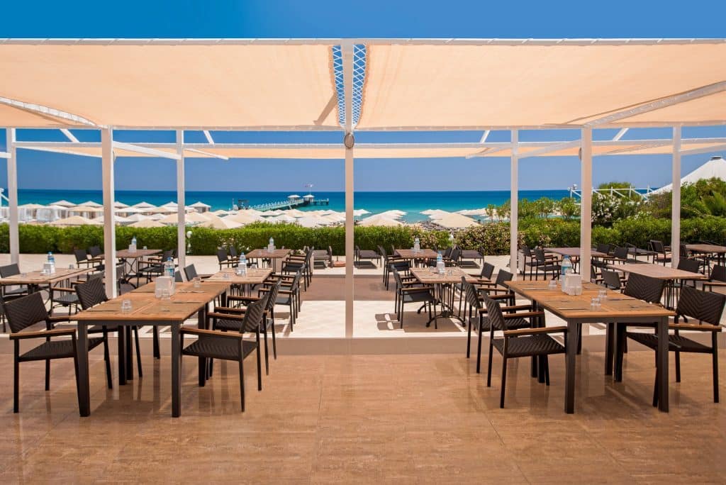 Restaurant van Kaya Artemis Resort in Bafra, Noord-Cyprus