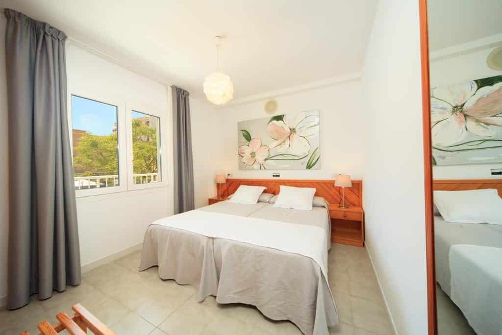Slaapkamer van Appartement van Aparthotel Mar Brava in Ca'n Picafort, Mallorca