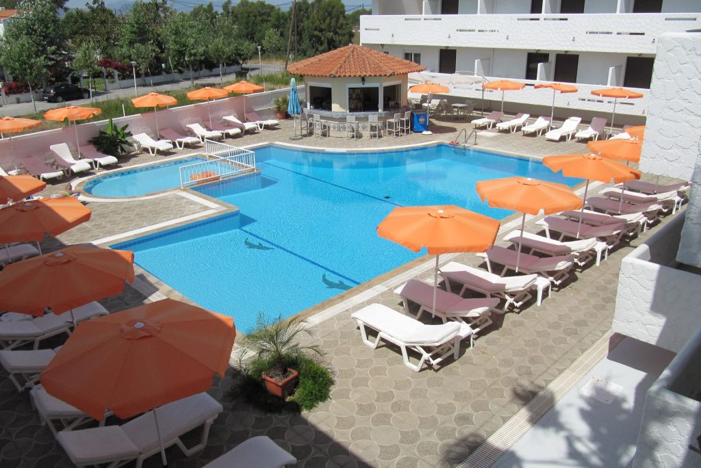 Zwembad van Frosini Hotel in Kos-Stad, Kos