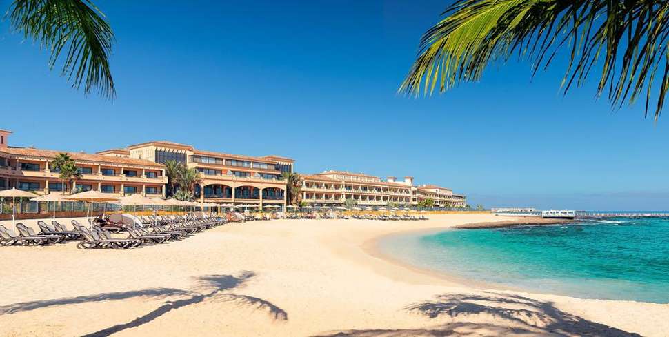 Ligging Gran Hotel Atlantis Bahia Real in Corralejo, Fuerteventura