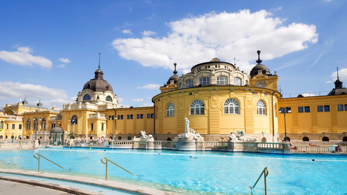 Budapest szechenyi thermale baden