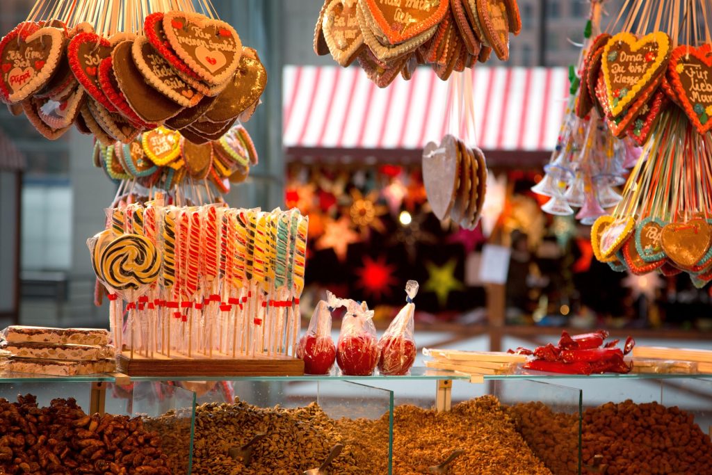 Snoepjes op de kerstmarkt in Duitsland