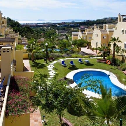 Colina del paraiso by checkin in benahavis, spanje
