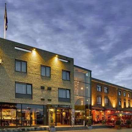 Hotel ’t voorhuys emmeloord in emmeloord, flevoland, nederland