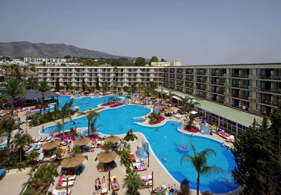 Zwembad van Hotel Sol Principe in Torremolinos, Costa del Sol, Spanje