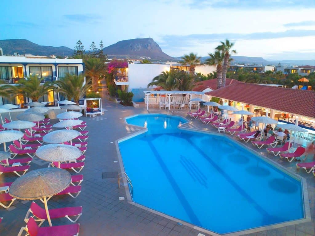 Zwembad van Hotel Stella Village in Analipsi, Kreta, Griekenland