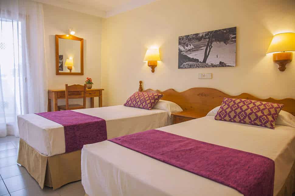 Hotelkamer van Inturotel Cala Azul Park in Cala d’Or, Mallorca, Spanje