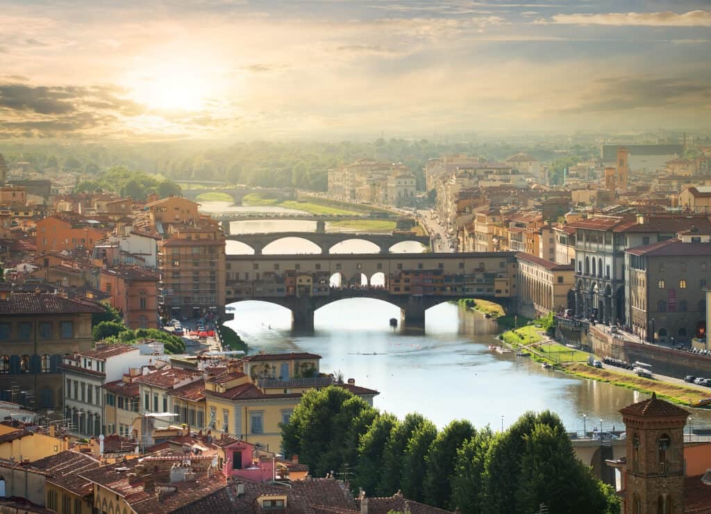 Bruggen over de rivier de Arno in Florence