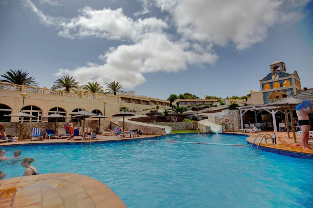 Zwembad van SBH Monica Beach in Costa Calma, Fuerteventura, Spanje