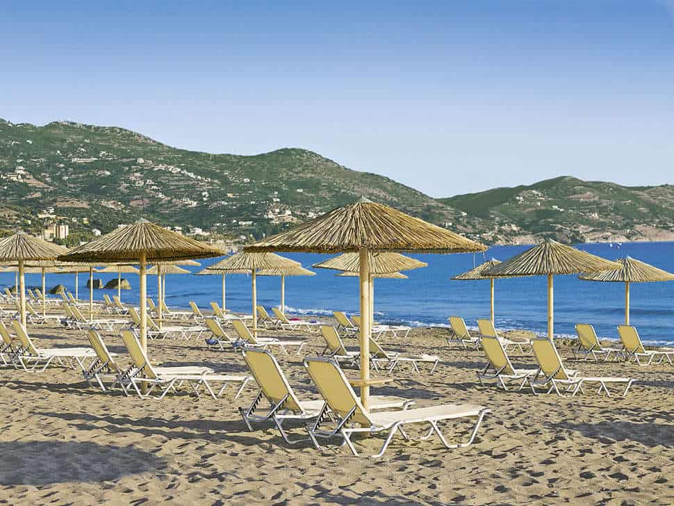 Strand van Atlantica Akti Zeus in Amoudara, Kreta, Griekenland
