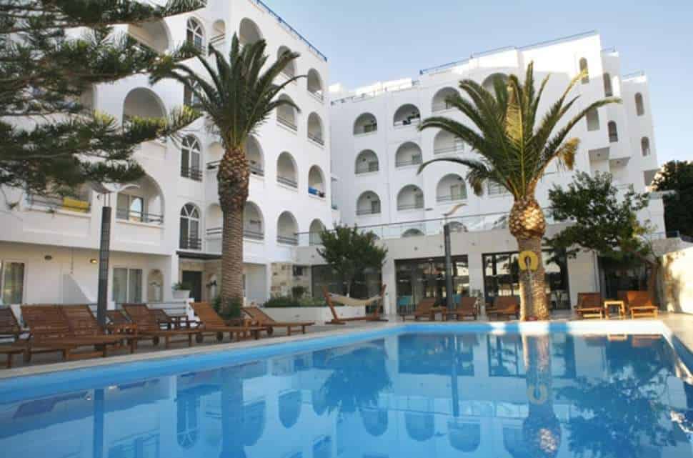 Zwembad van Glaros Beach Hotel in Chersonissos, Kreta, Griekenland