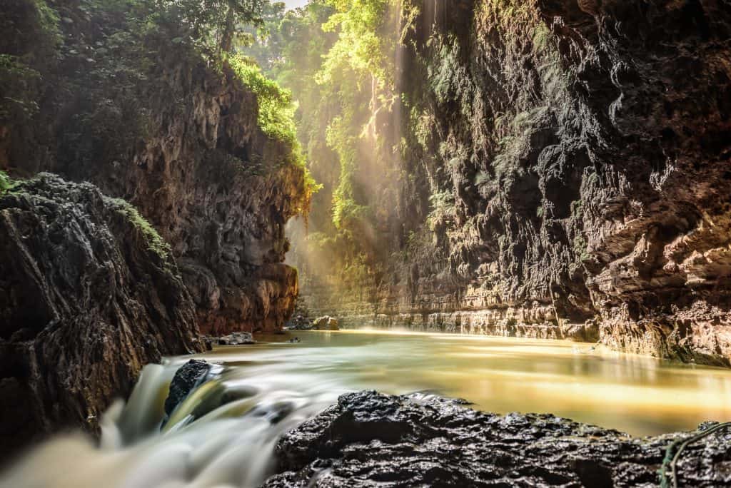 Green Canyon in Pangandaran op Java