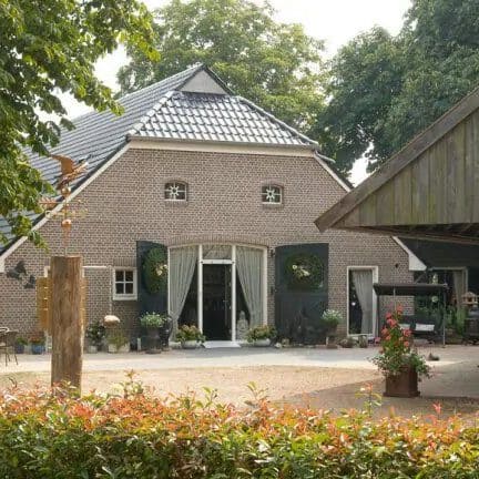 Landhotel aquamarijn in stieltjeskanaal, drenthe